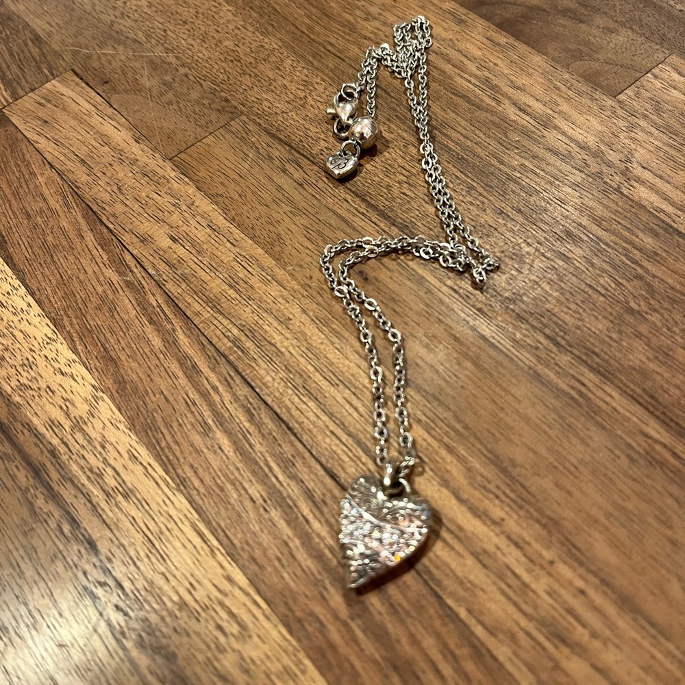 Brighton beautiful Silver Heart Pendant Necklace - Picture 4 of 8